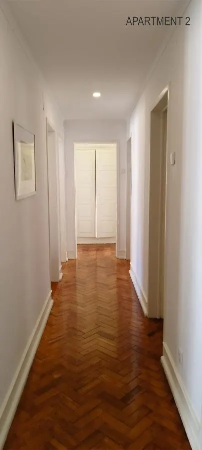 Charming Family Apartment Лиссабон